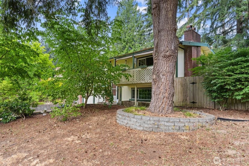 Property photo for 11117 Northstar Way SW, Lakewood photo 38