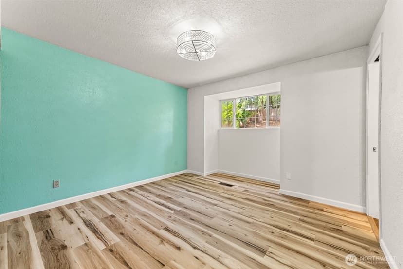 Property photo for 11117 Northstar Way SW, Lakewood photo 21