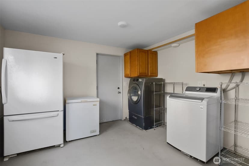 Property photo for 21903 82nd Place W, Edmonds photo 34