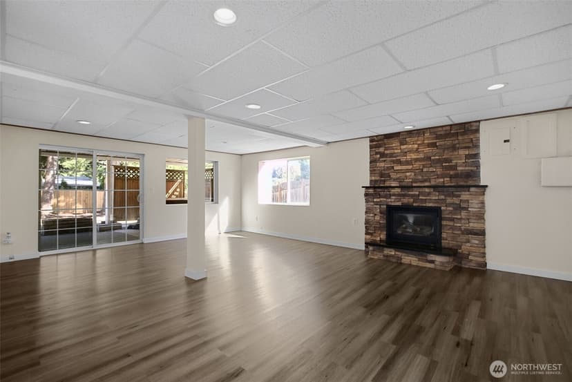 Property photo for 21903 82nd Place W, Edmonds photo 27