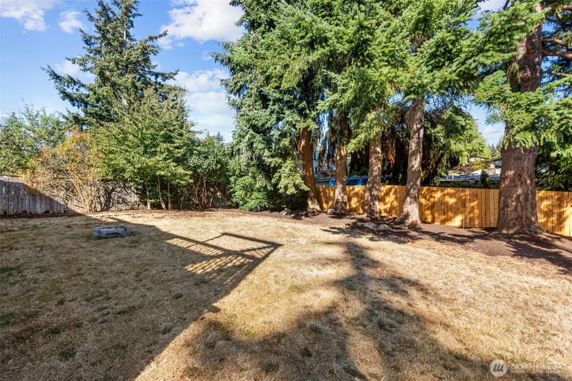 Property photo for 21903 82nd Place W, Edmonds photo 39