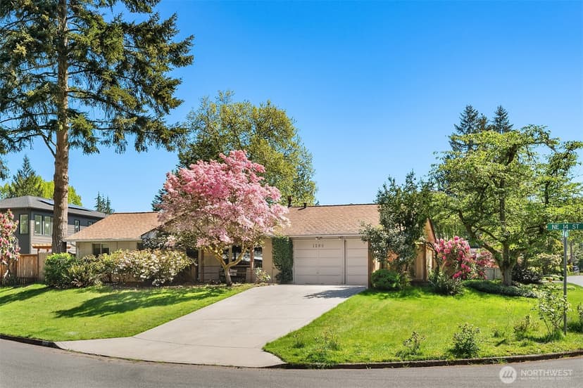 Property photo for 1260 168th Avenue NE, Bellevue photo 25