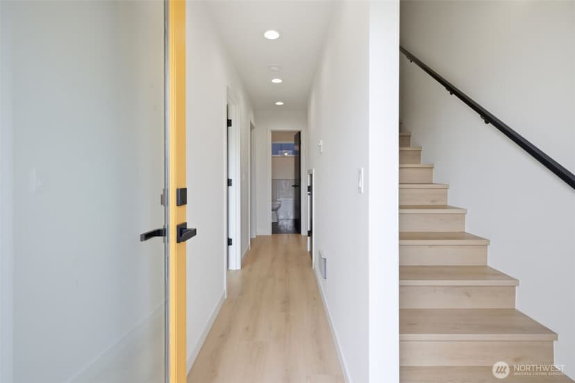 Property photo for 4521 35th Avenue S, Seattle photo 24