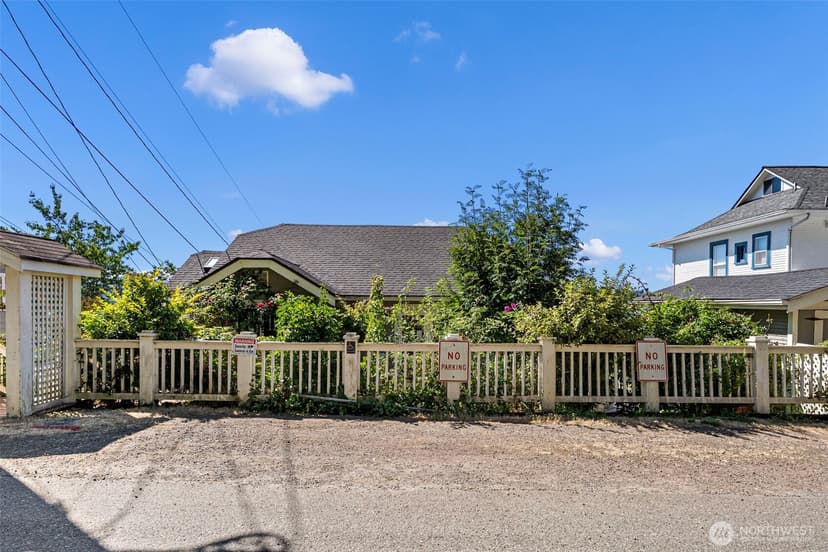 Property photo for 506 Perry Avenue N, Port Orchard photo 34