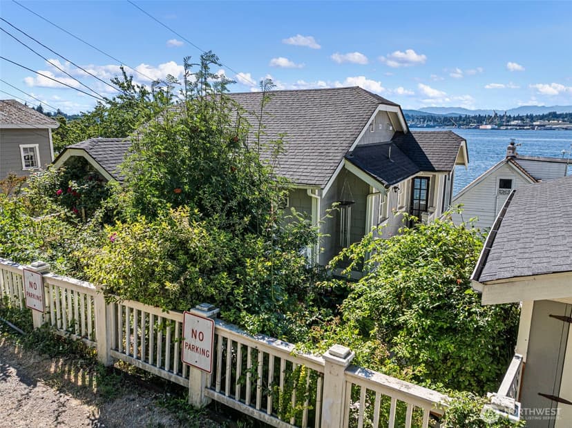 Property photo for 506 Perry Avenue N, Port Orchard photo 36