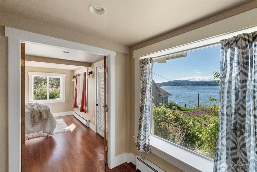 Property photo for 506 Perry Avenue N, Port Orchard photo 24