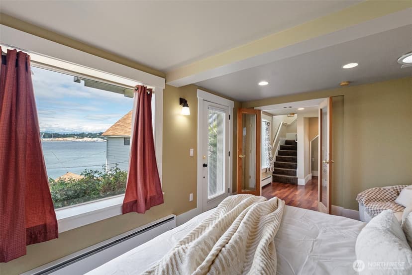 Property photo for 506 Perry Avenue N, Port Orchard photo 27