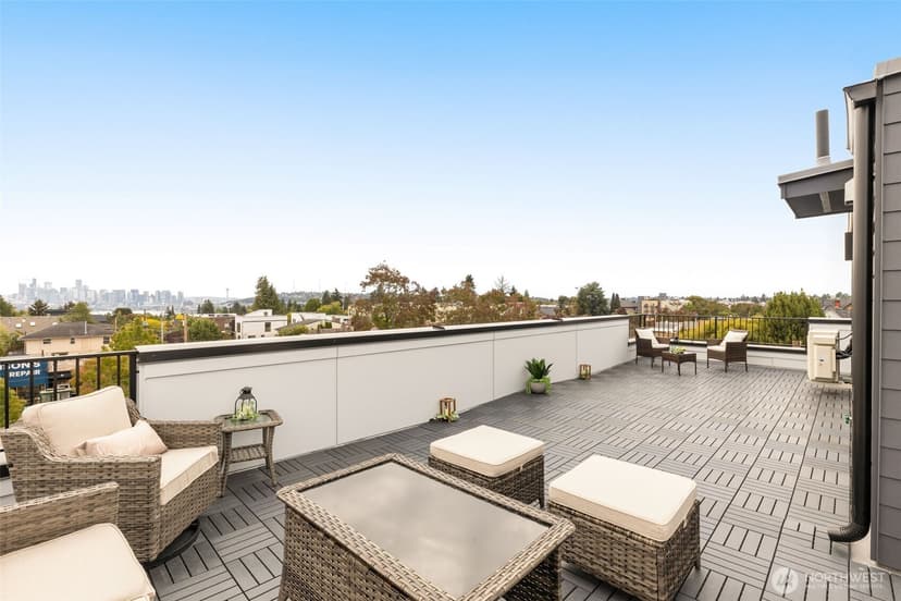 Property photo for 4516 B Corliss Avenue N, Seattle