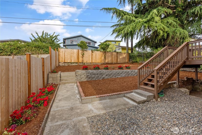 Property photo for 5016 26th Avenue SW, Seattle photo 30