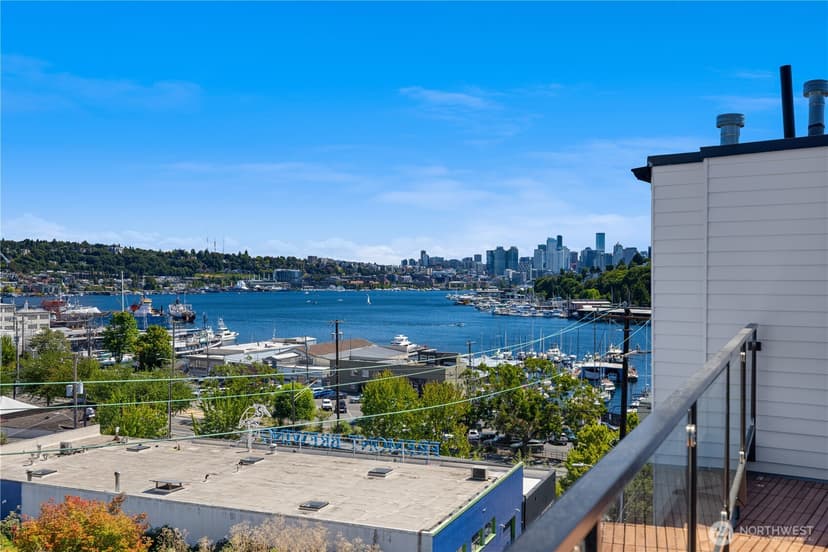 Property photo for 957 N 35th Street, Seattle photo 27