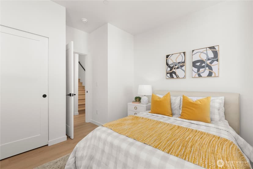 Property photo for 957 N 35th Street, Seattle photo 19