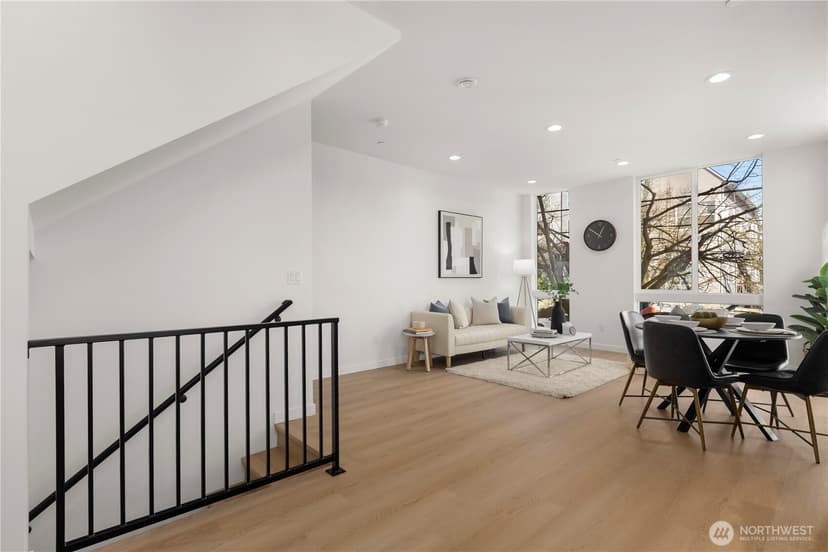 Property photo for 957 N 35th Street, Seattle photo 10