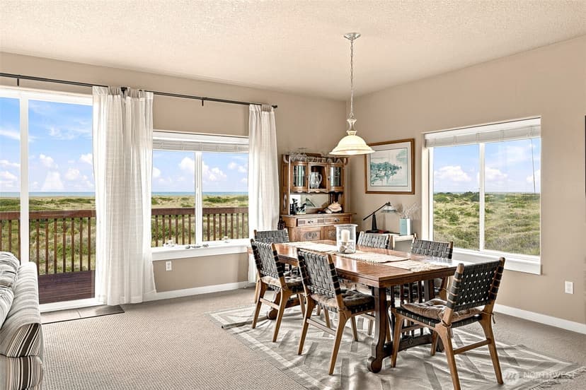 Property photo for 598 Marine View Drive SW, Ocean Shores photo 5