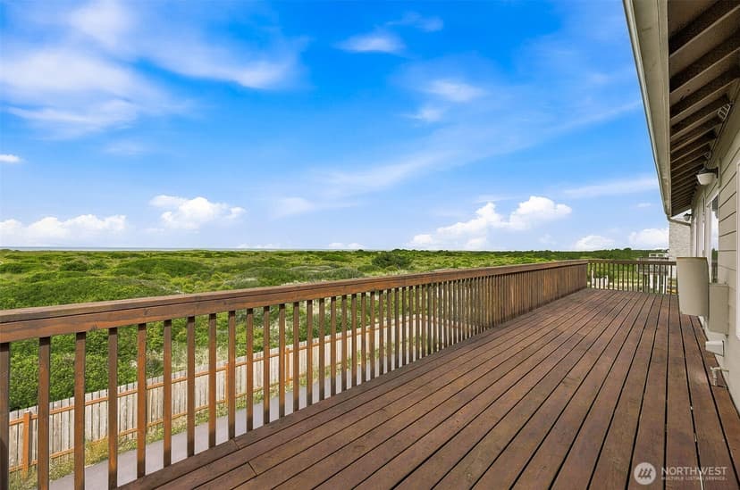 Property photo for 598 Marine View Drive SW, Ocean Shores photo 38