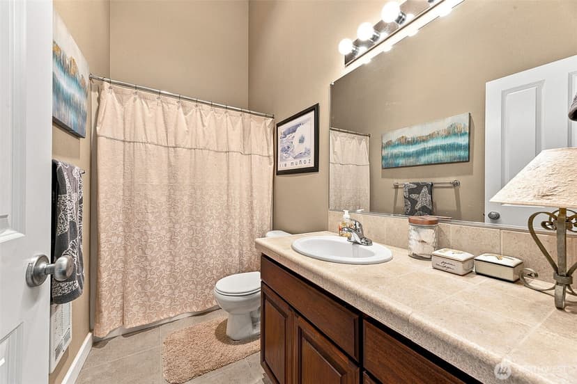 Property photo for 598 Marine View Drive SW, Ocean Shores photo 19