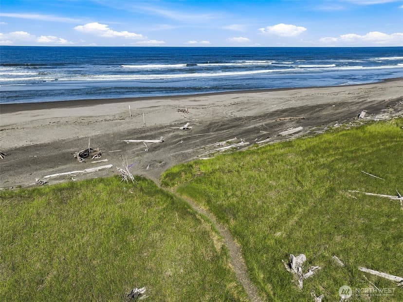 Property photo for 598 Marine View Drive SW, Ocean Shores photo 35