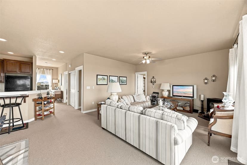 Property photo for 598 Marine View Drive SW, Ocean Shores photo 14