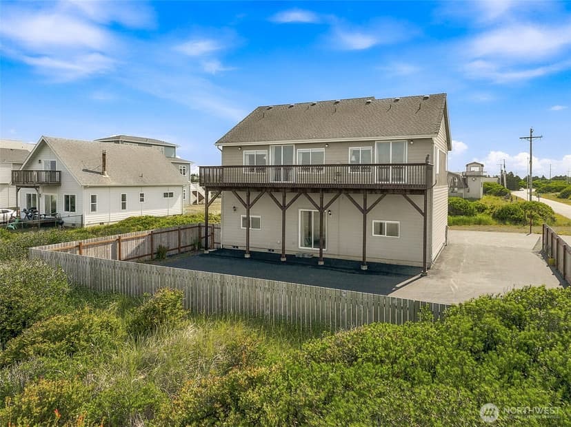 Property photo for 598 Marine View Drive SW, Ocean Shores photo 26