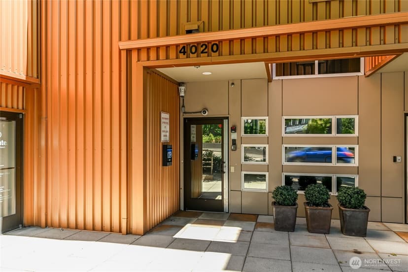 Property photo for 4020 Aurora Avenue N #308, Seattle photo 10