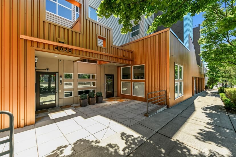 Property photo for 4020 Aurora Avenue N #308, Seattle photo 11