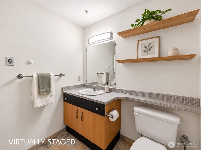 Property photo for 4020 Aurora Avenue N #308, Seattle photo 8