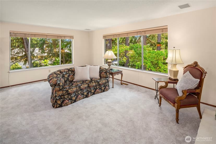 Property photo for 344 S 183rd Street, Burien photo 3