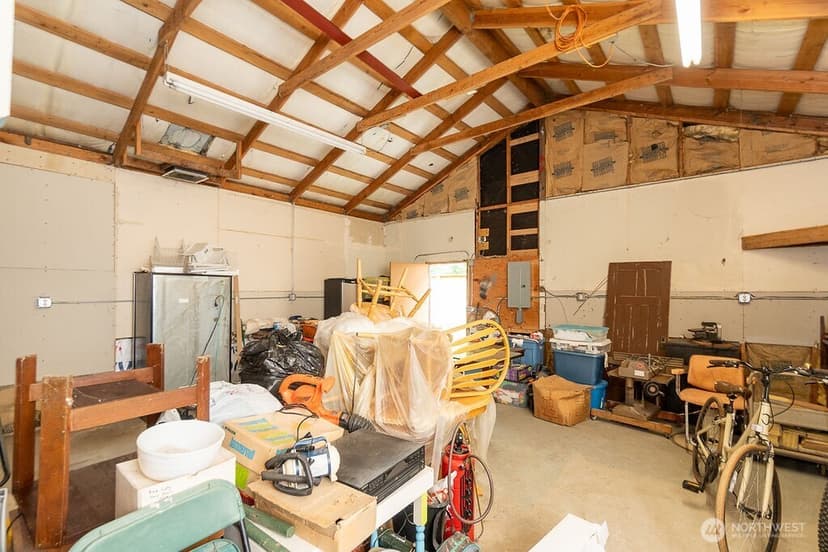 Property photo for 16328 Dogwood Lane, Arlington photo 3