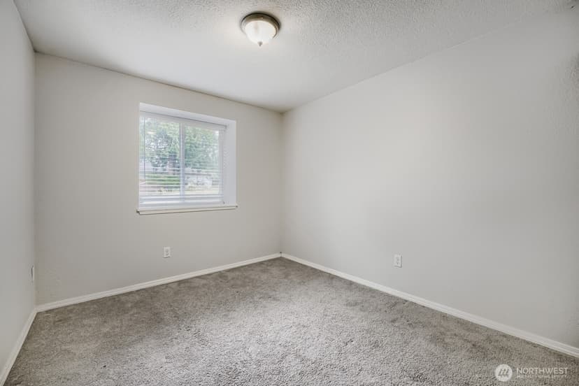 Property photo for 15804 86th Avenue Ct E, Puyallup photo 11