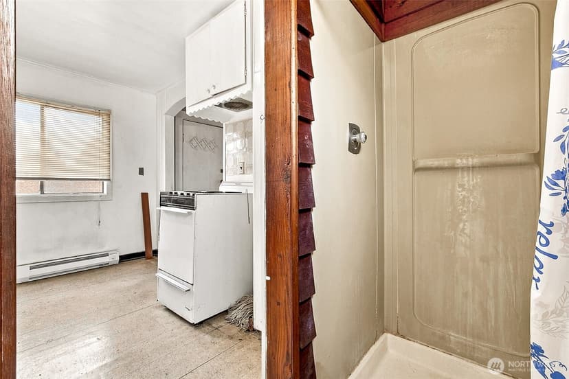 Property photo for 810 N 4th Street, Renton photo 15