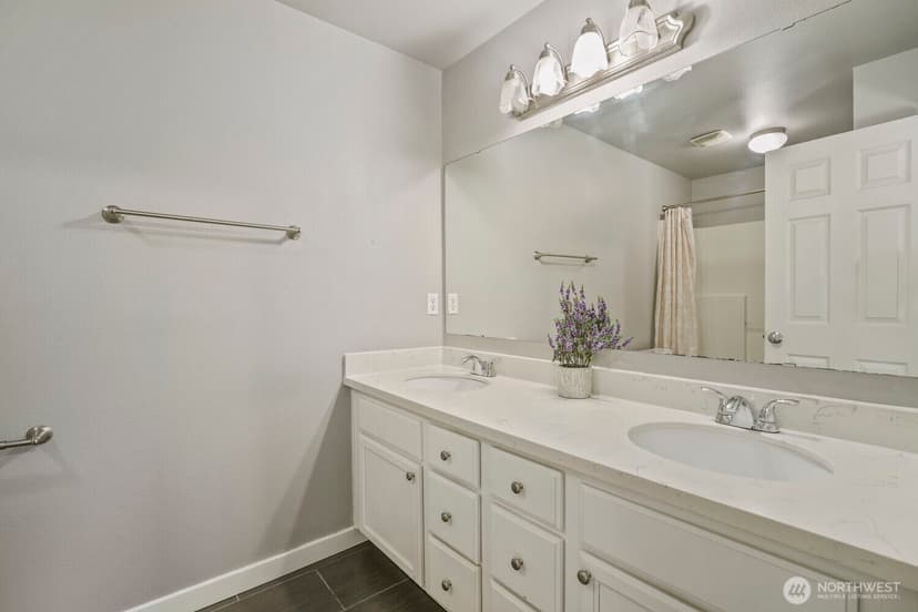 Property photo for 303 Pike Street SE #102, Auburn photo 24