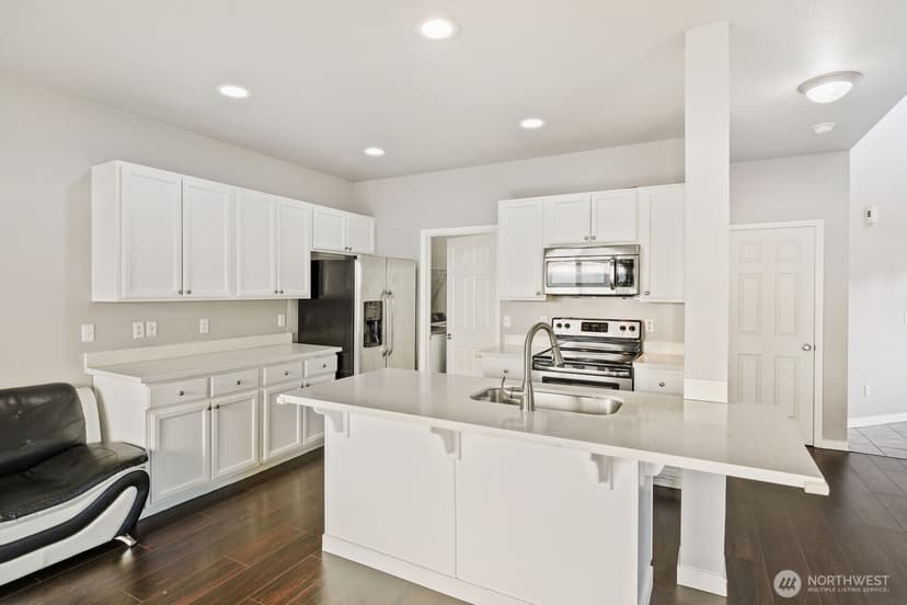Property photo for 303 Pike Street SE #102, Auburn photo 11