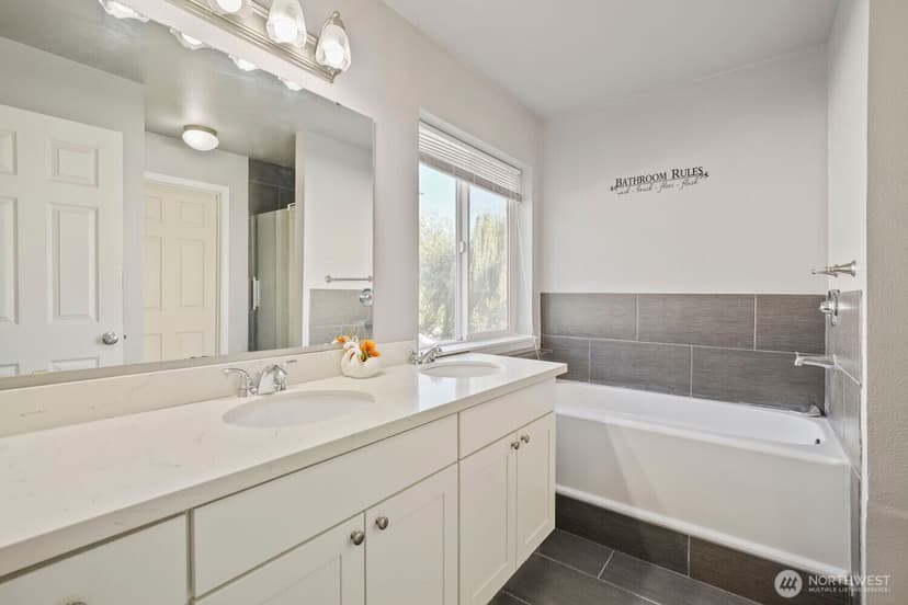 Property photo for 303 Pike Street SE #102, Auburn photo 18