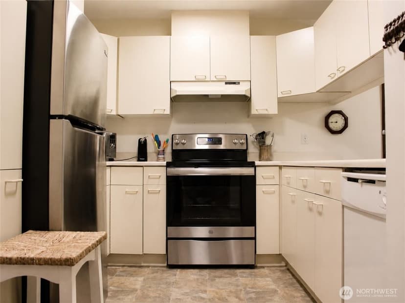 Property photo for 1822 152nd Avenue NE #E307, Bellevue photo 13
