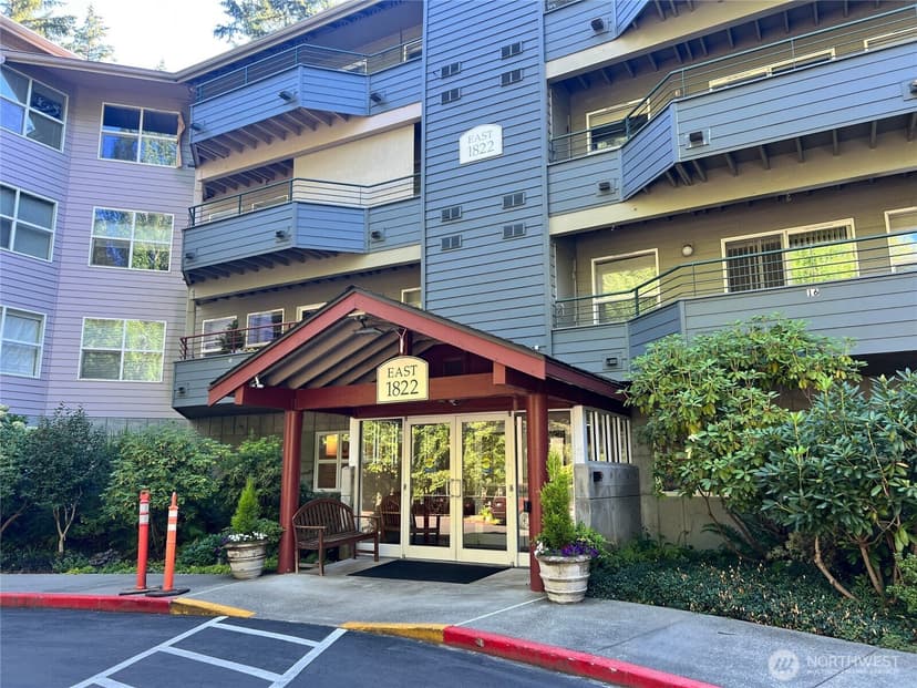 Property photo for 1822 152nd Avenue NE #E307, Bellevue photo 2