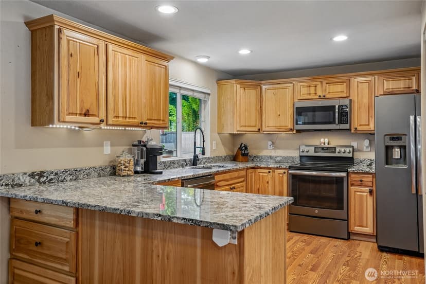 Property photo for 11404 208th Avenue E, Bonney Lake photo 6