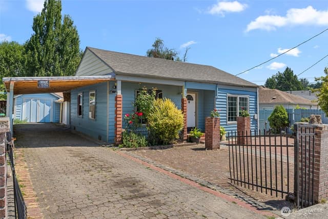 Property photo for 9344 52nd Avenue S, Seattle photo 2