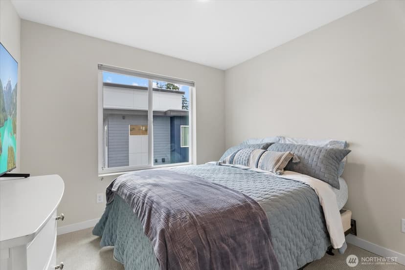 Property photo for 14704 Meridian Avenue N #B, Shoreline photo 18