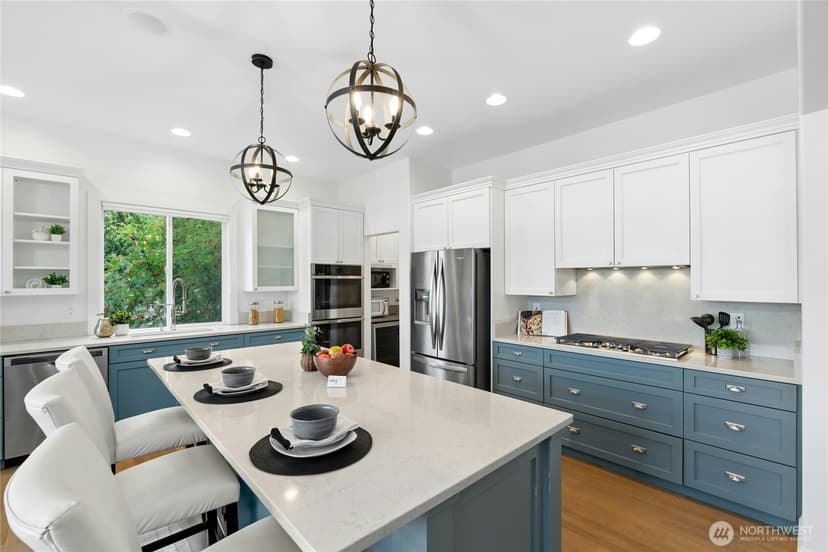 Property photo for 13130 Holmes Point Drive NE, Kirkland photo 6