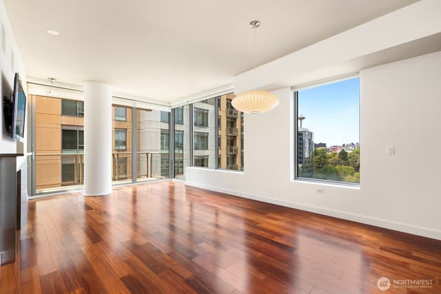 Property photo for 910 Lenora Street #S909, Seattle photo 4