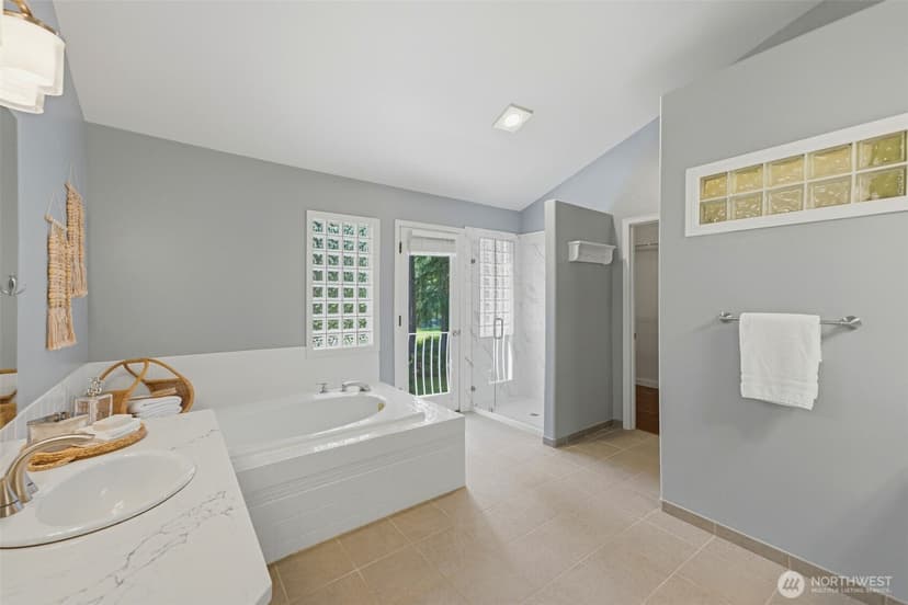 Property photo for 4316 N Foxglove Drive, Gig Harbor photo 28