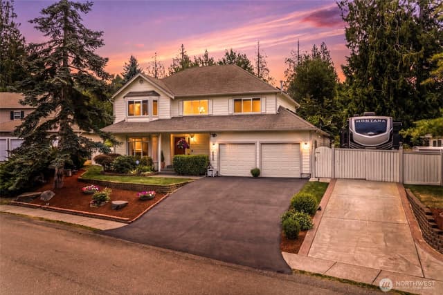Property photo for 6412 Grand Pine Loop NE, Bremerton photo 2