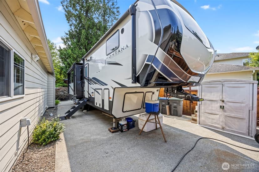 Property photo for 6412 Grand Pine Loop NE, Bremerton photo 36