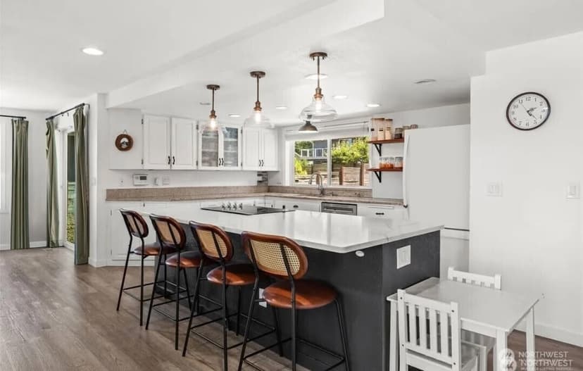 Property photo for 3312 Shyleen Street, Gig Harbor photo 5