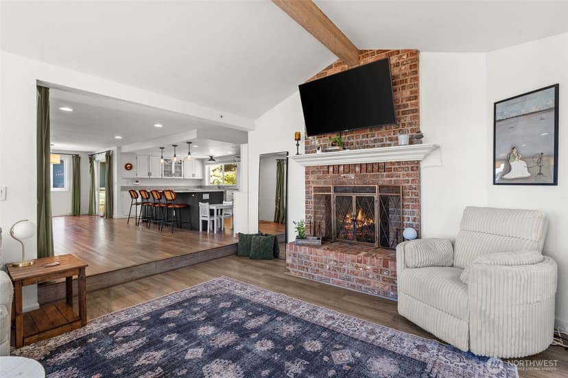 Property photo for 3312 Shyleen Street, Gig Harbor photo 7