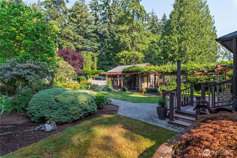Property photo for 4073 Erlands Point Road NW, Bremerton photo 31