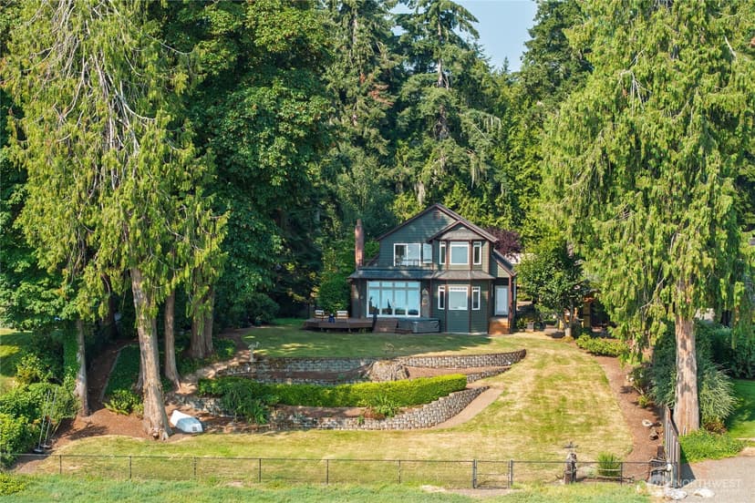 Property photo for 4073 Erlands Point Road NW, Bremerton photo 33