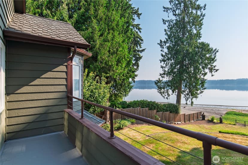 Property photo for 4073 Erlands Point Road NW, Bremerton photo 22
