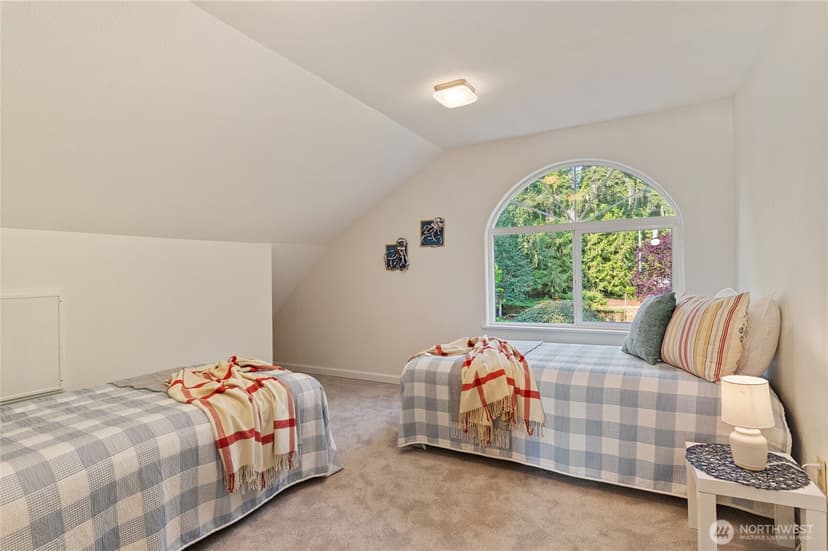 Property photo for 4073 Erlands Point Road NW, Bremerton photo 17