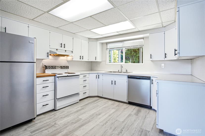 Property photo for 2644 Stevens Drive, Bremerton photo 11