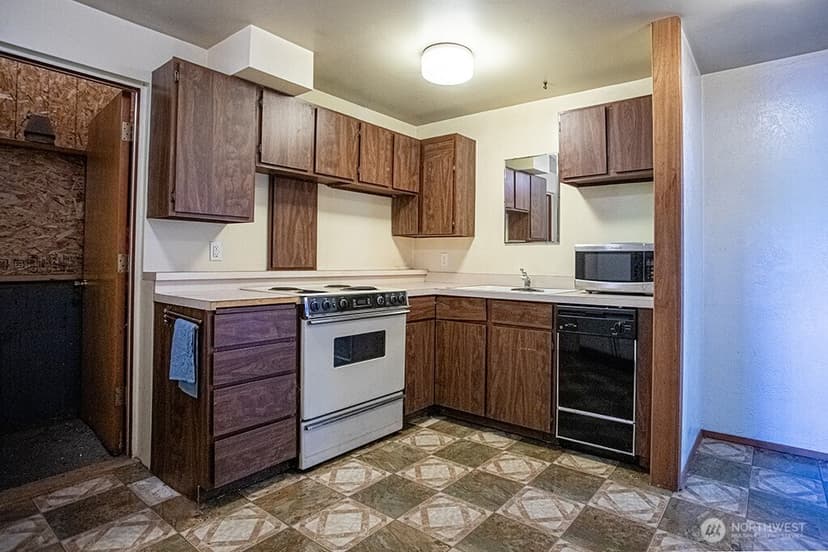 Property photo for 2644 Stevens Drive, Bremerton photo 25